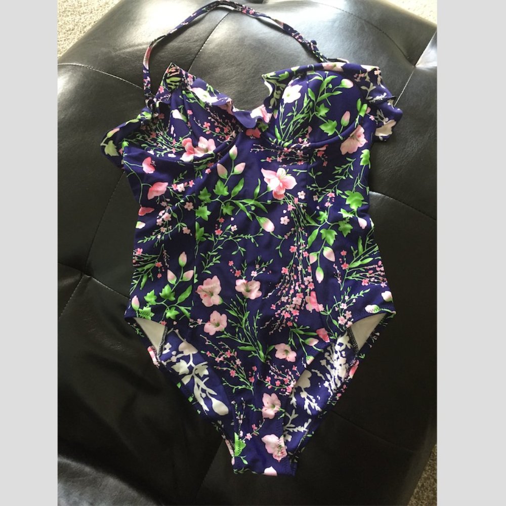 Sisia Bandeau Raffle One Piece Swimsuit
